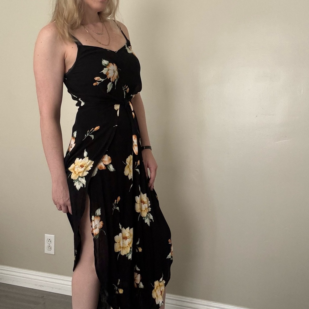 Mimi Chica 90s Black Floral Jumpsuit